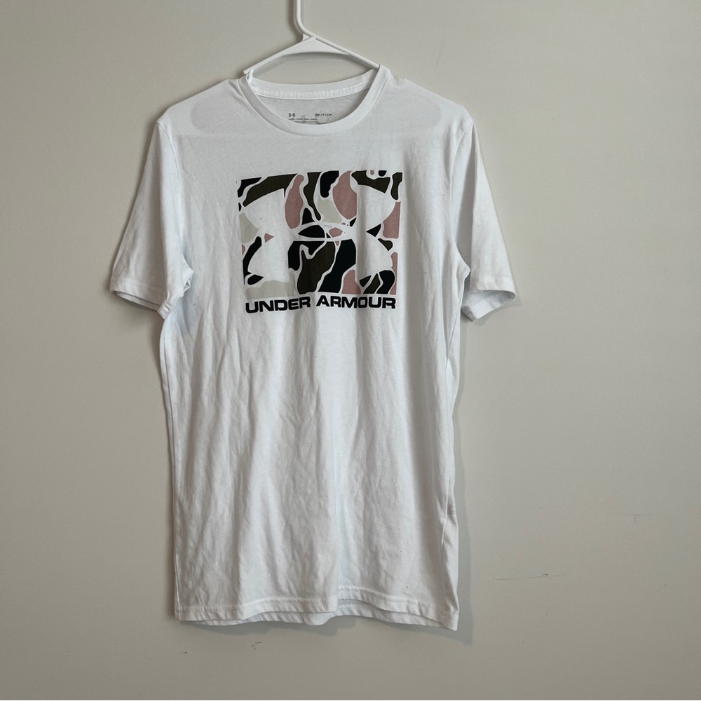 under armor graphic shirt